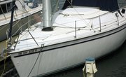 How to Use Sheet Metal Screws in Fiberglass Boats