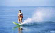 How to Attach a Water-Ski Rope to a Boat