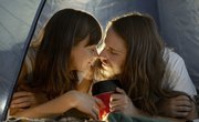 How to Plan a Romantic Night in a Tent