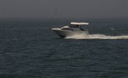 How to Winterize a Boat With a Mercruiser 350 Magnum