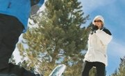 Difference Between a Ski Jacket & a Down Jacket