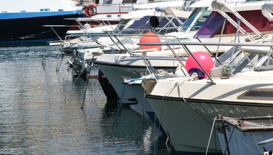 How to Drain a Boat Fuel Tank
