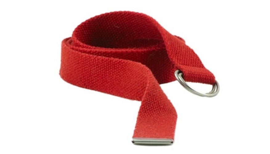 How to Fasten a D-Ring Strap