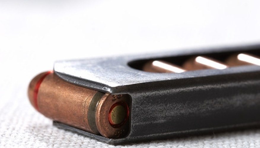 How to Load an M9 Beretta Pistol to Fire
