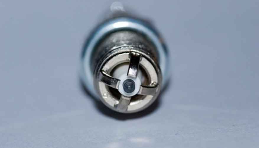 How to Check for a Spark on an Outboard Motor