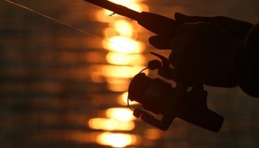 How to Repair the Drag System on a Spincast Reel